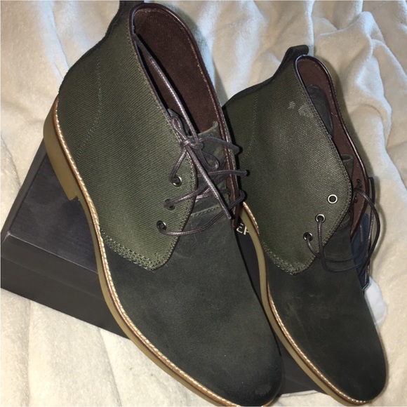 Banana Republic Peter olive green khaki chukka boot mens size 8.5 NEW IN BOX - Picture 2 of 5